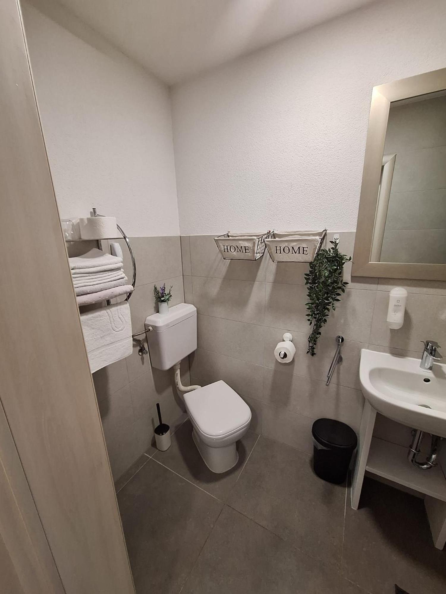 Studio Apartmani Louis I Lola Zagreb Ngoại thất bức ảnh