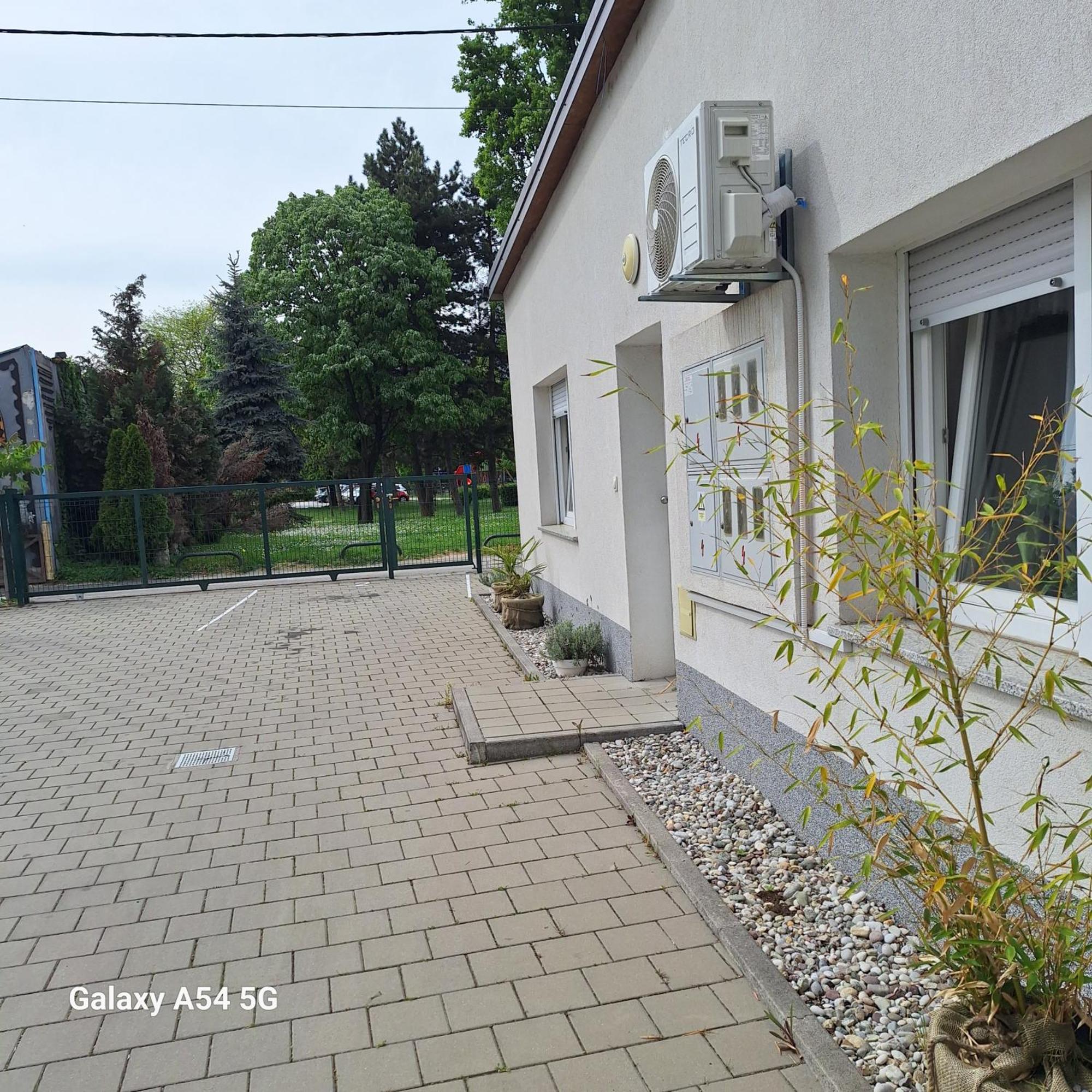 Studio Apartmani Louis I Lola Zagreb Ngoại thất bức ảnh