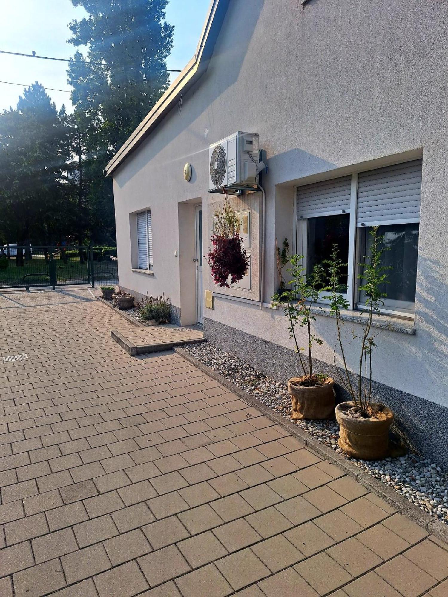 Studio Apartmani Louis I Lola Zagreb Ngoại thất bức ảnh
